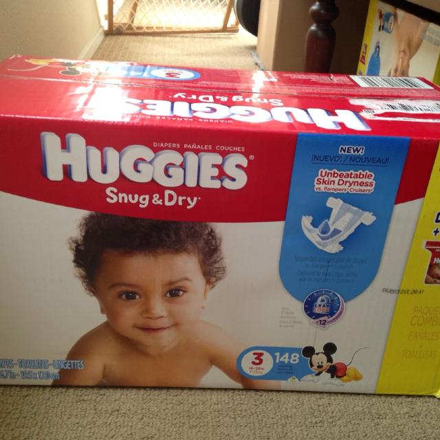 Huggies Snug & Dry Diapers Size 3, 7-13 kg, 148 ct