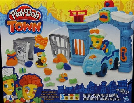 Hasbro Play-Doh Town Police Station with 3 Clay Tubs, 