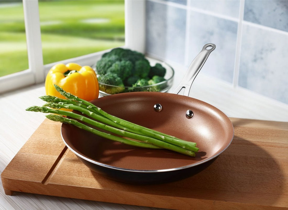 Brentwood 9.5 inch (24 cm) Non-Stick Induction Copper Pan, Model #BFP-324C