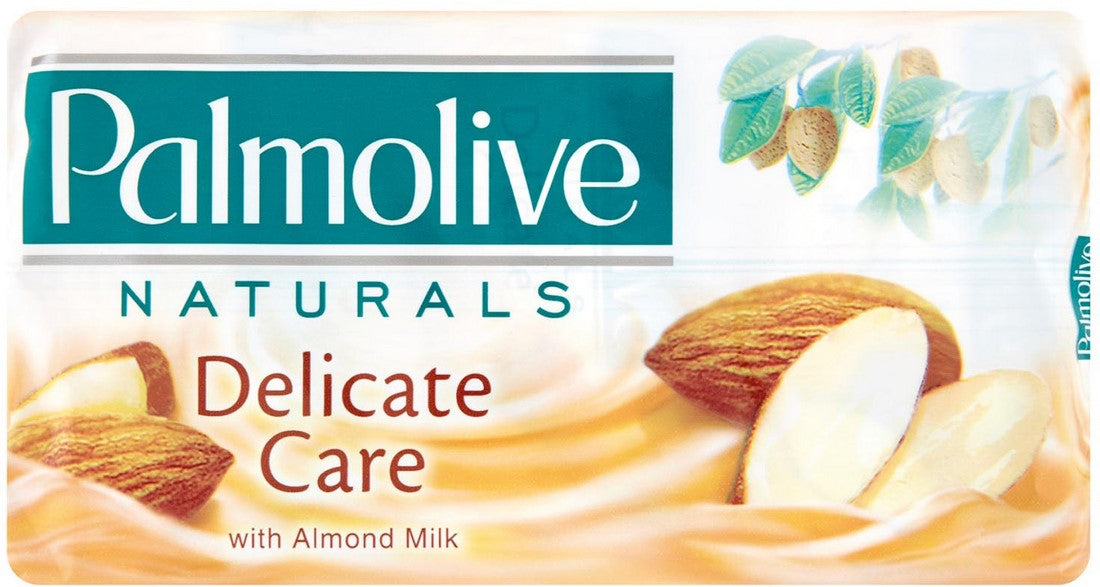 Palmolive Delicate Care Bar Soap with Almond Milk 3-Pack, 3 x 90 gr